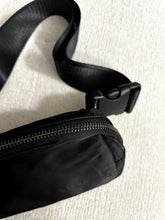 Lade das Bild in den Galerie-Viewer, Everyday cross body