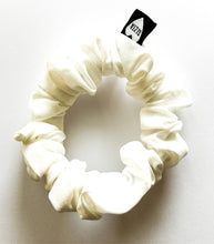 Lade das Bild in den Galerie-Viewer, Lifting Scrunchiez skinny
